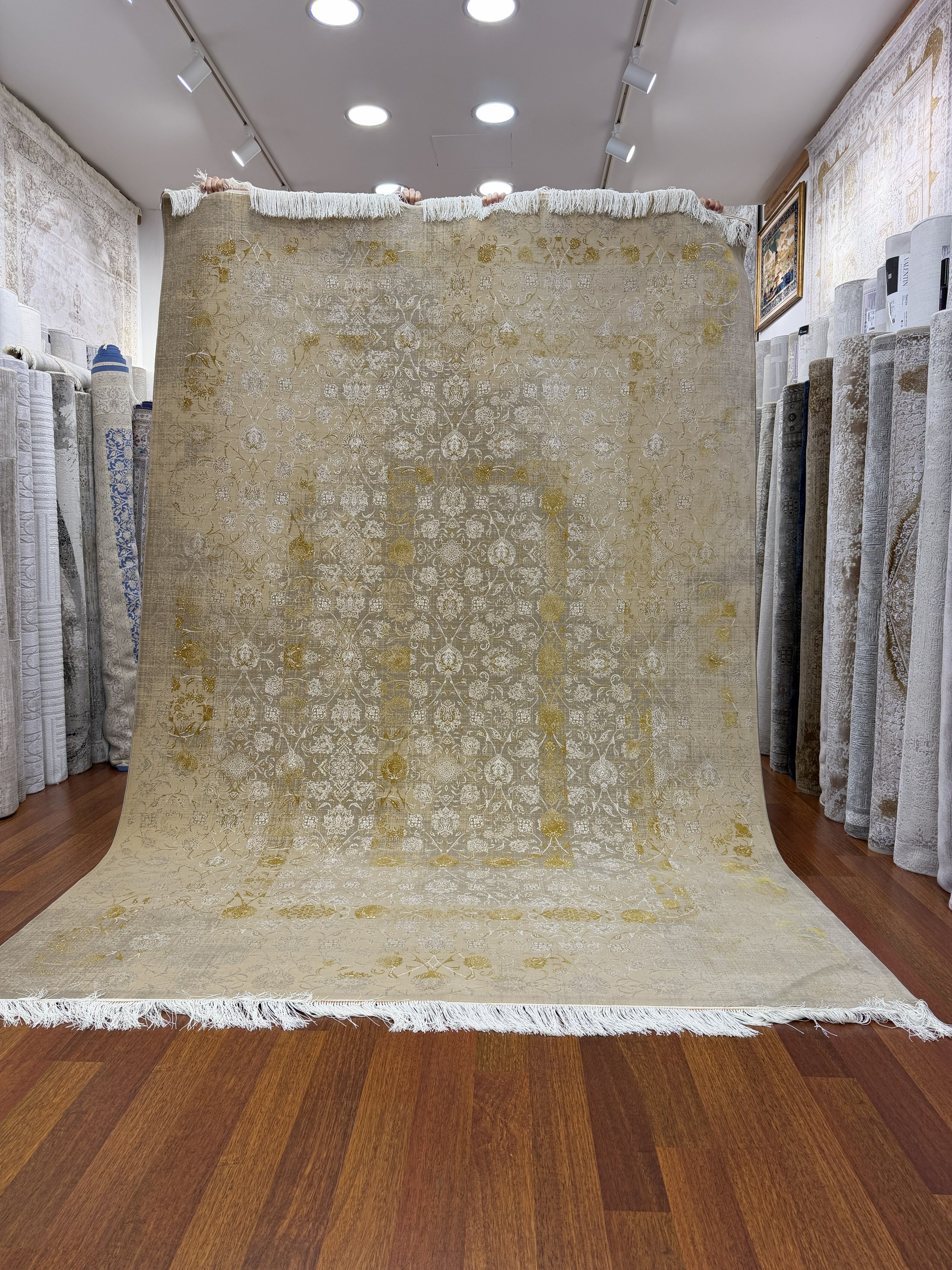 Luxury Turkish Silk Rug 7x10 Ft Gold Beige Modern Oriental Area Carpet brand new