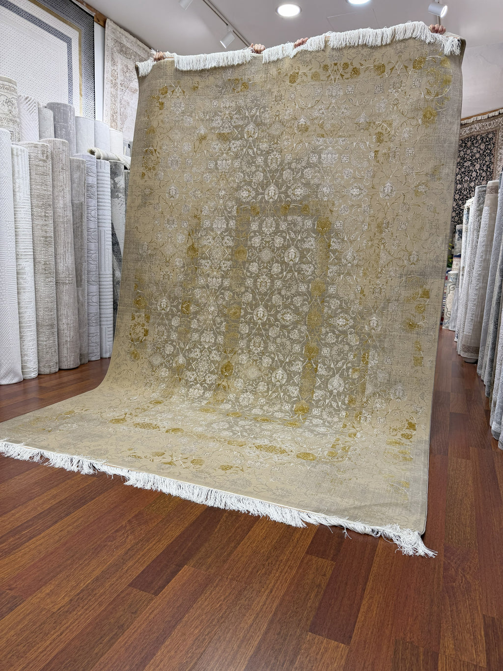 Luxury Turkish Silk Rug 7x10 Ft Gold Beige Modern Oriental Area Carpet brand new