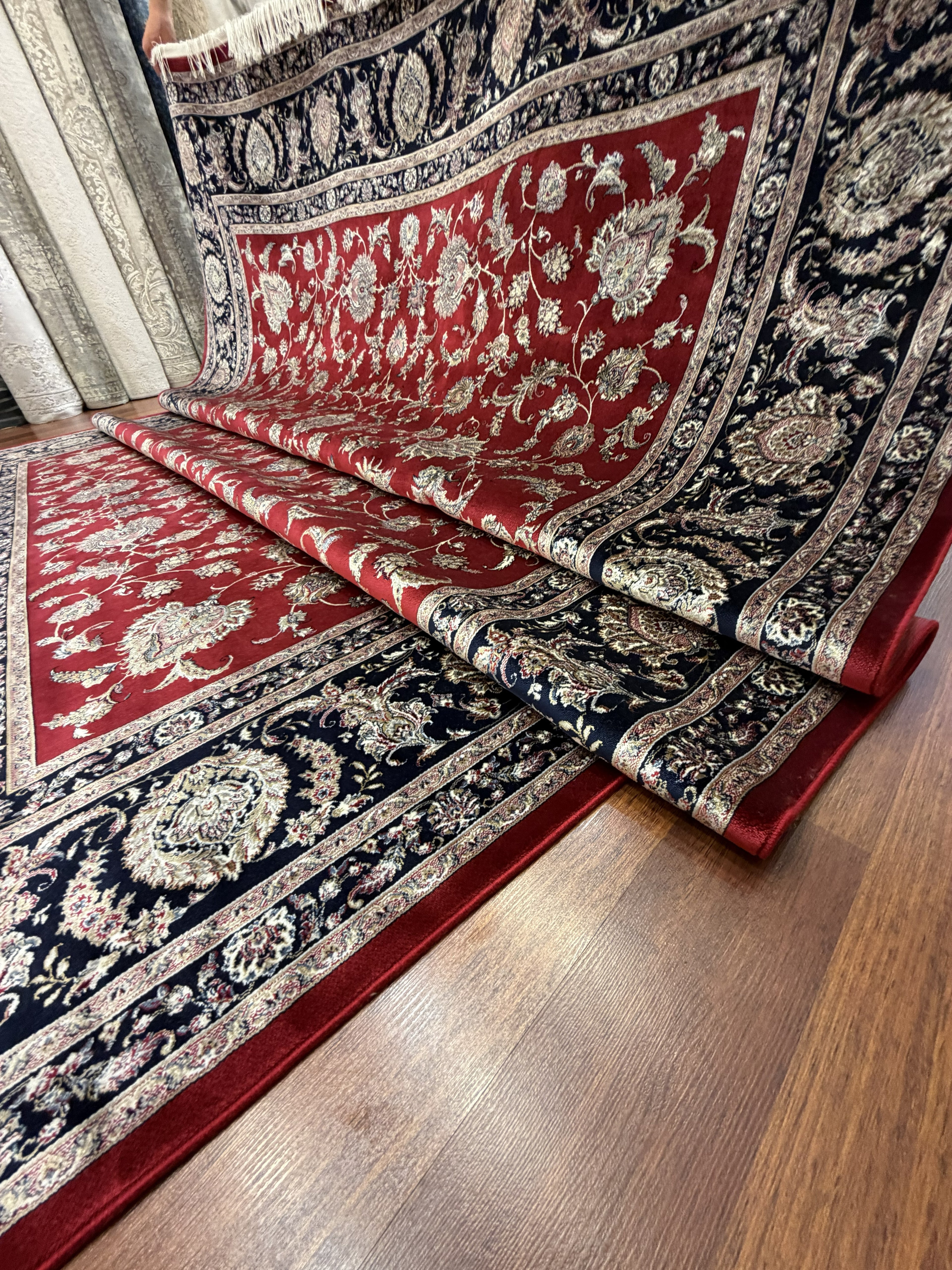 Luxury Turkish Silk Rug 7x10 Ft Red Black Persian Oriental Area Carpet brand new
