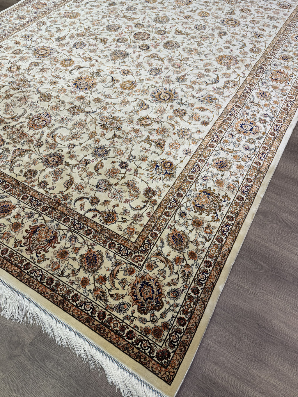 Luxury Turkish Silk Rug 7x10 Ft Beige Ivory Oriental Area Carpet Handmade Fringe