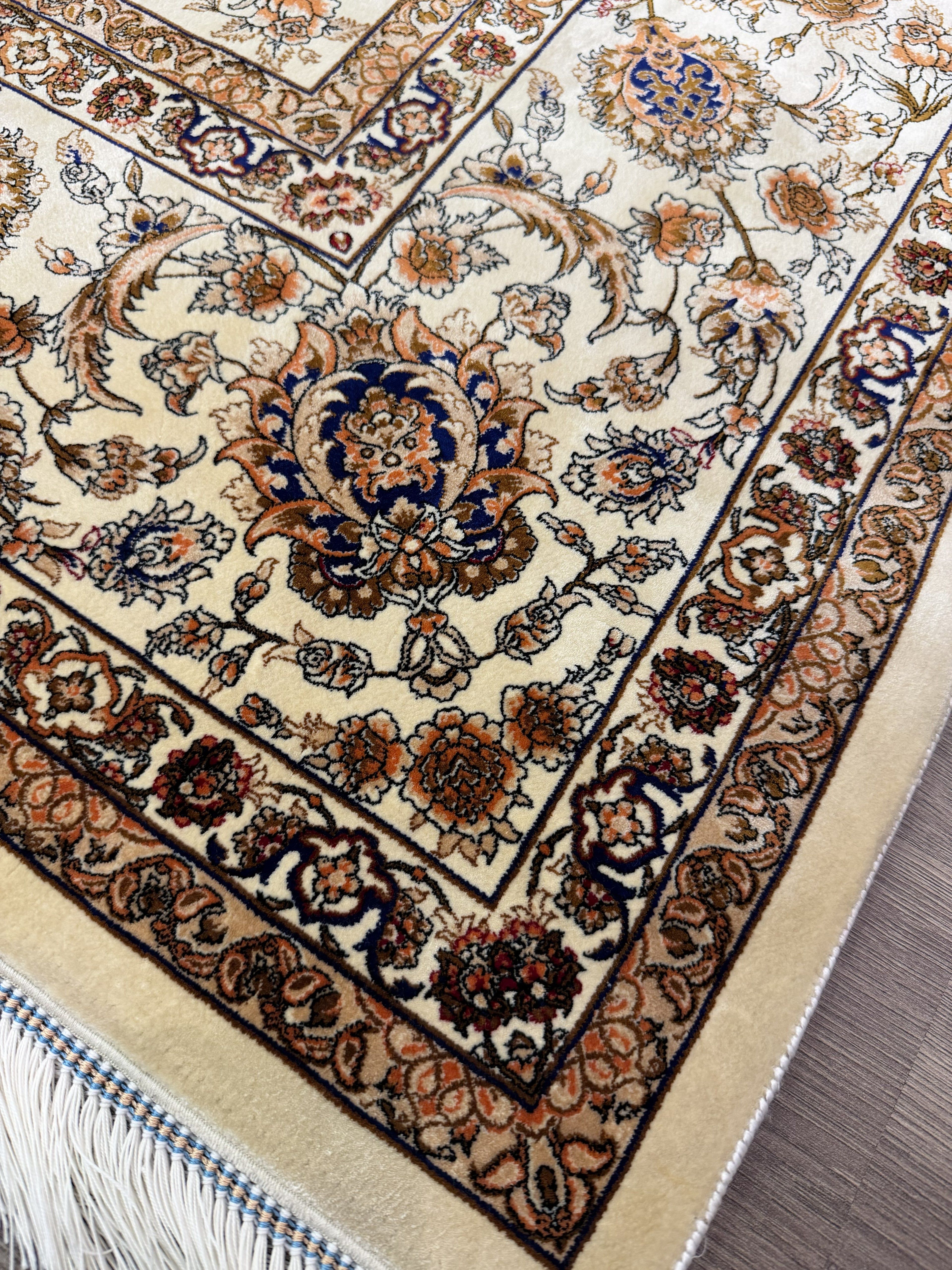 Luxury Turkish Silk Rug 7x10 Ft Beige Ivory Oriental Area Carpet Handmade Fringe