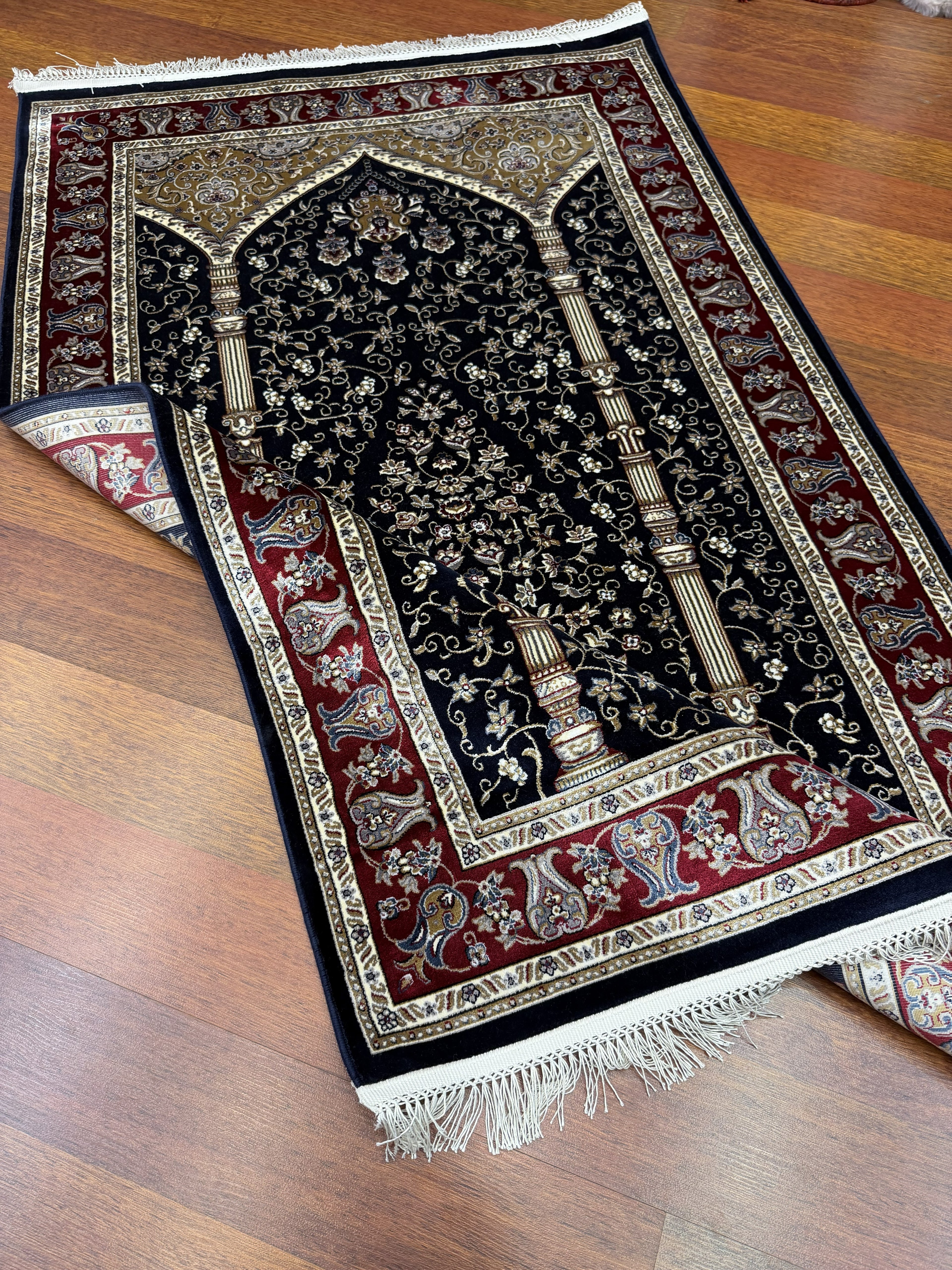 Turkish Silk Prayer Rug Black Islamic Seccade 2x4 Ft Brand New