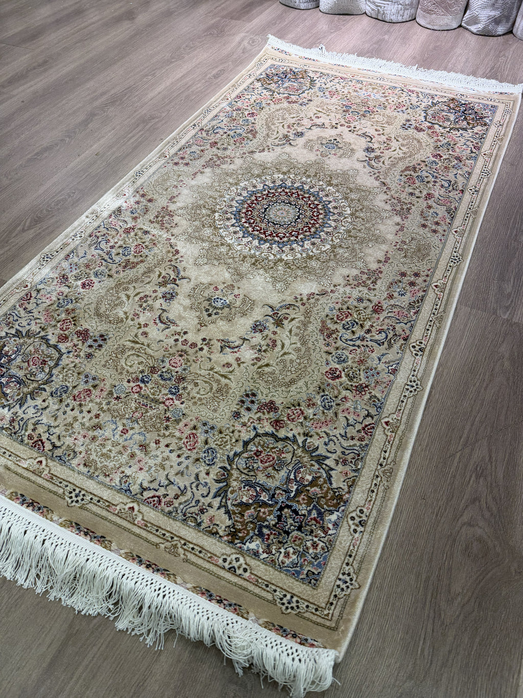 Turkish Silk Prayer Rug 2x4 Ft Floral Machine-Woven Islamic Seccade brand new