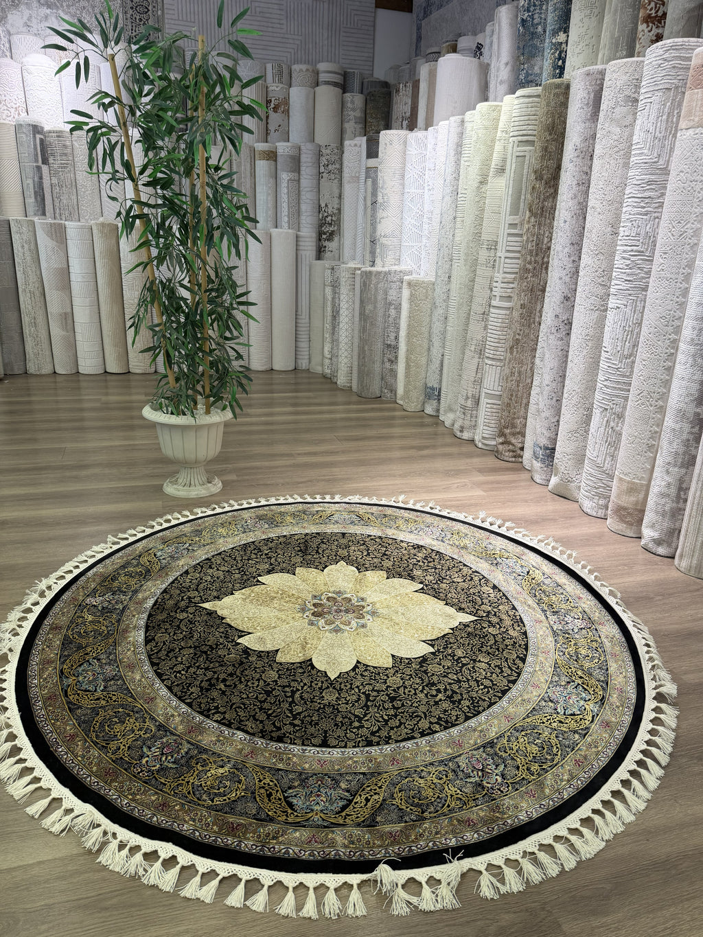 Round Turkish Silk Rug 5x5 Ft Black Gold Oriental Area Rug New