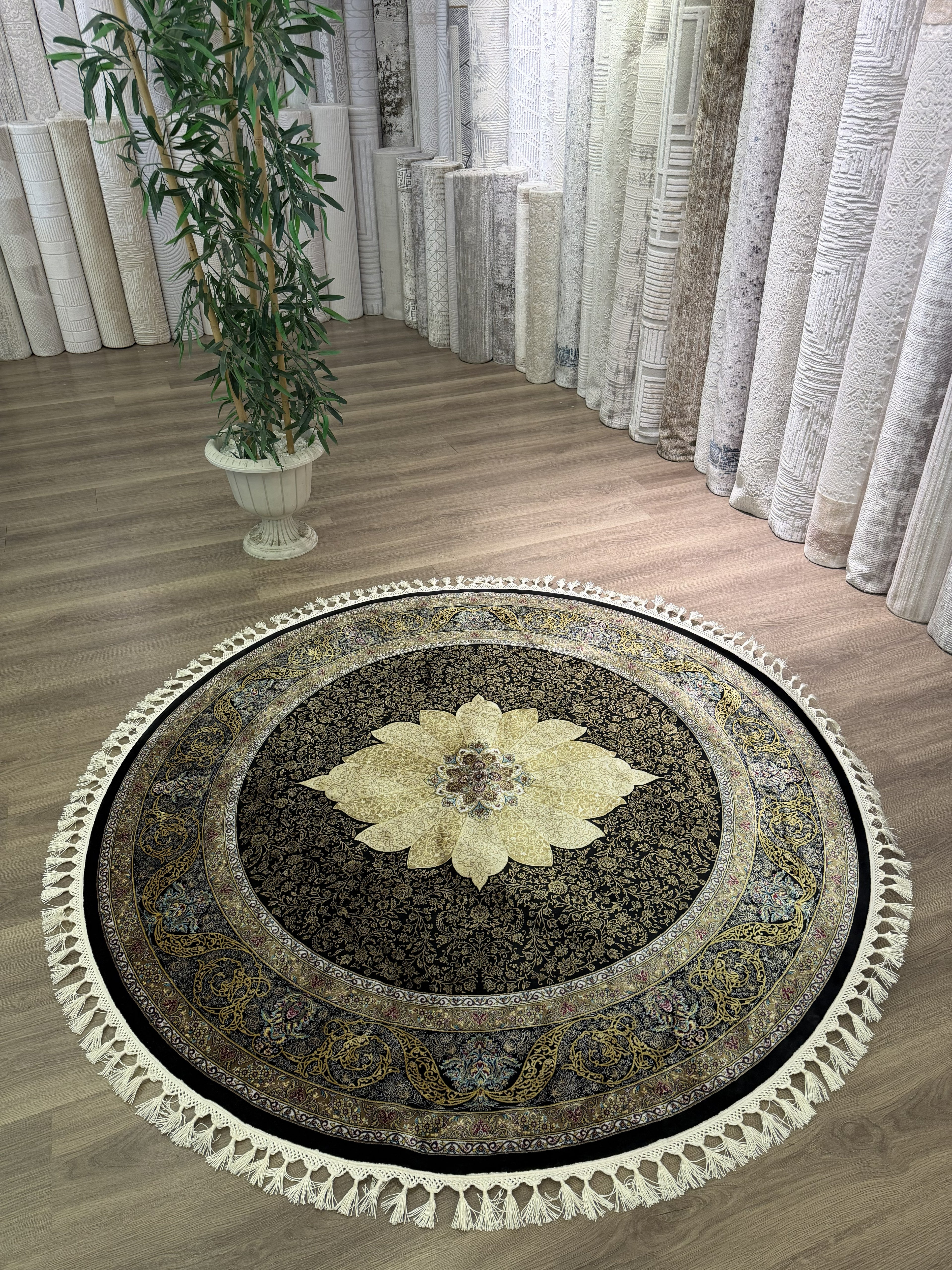 Round Turkish Silk Rug 5x5 Ft Black Gold Oriental Area Rug New