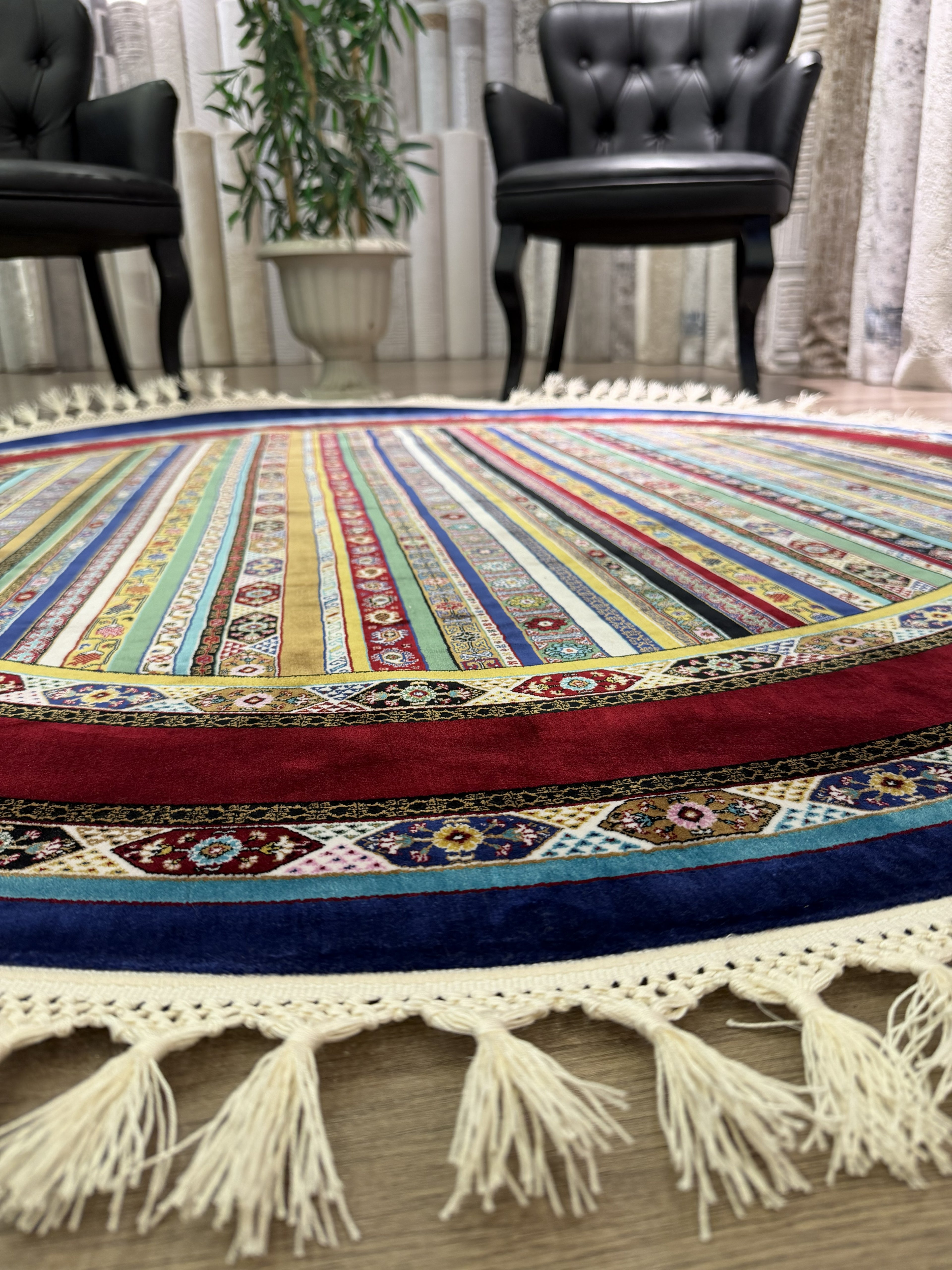 Round Turkish Silk Rug 5x5 Ft Colorful Kilim Style Area Rug brand new